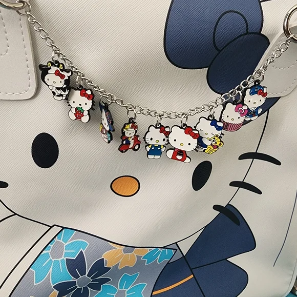 This is an oversized Hello Kitty carry bag made by Sanrio, - Picture 3 of 6